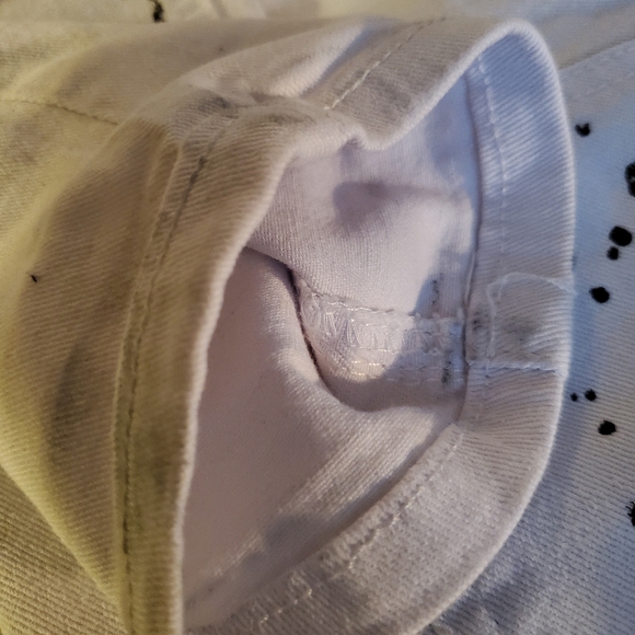 The Style Between Us: Distressed Jeans - Picture 11 of 15